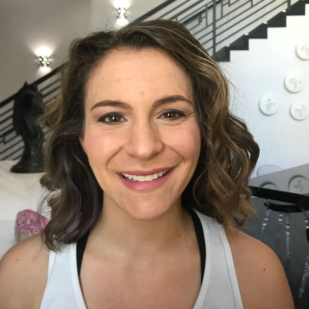 Headshot image of Jess
